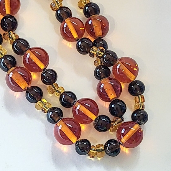 36" AMBER GLASS BEAD NECKLACE with COOKIE LEE ART GLASS BRACELET - Picture 2 of 7